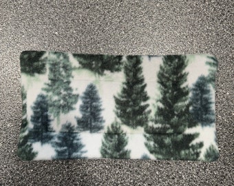 Set of 2 Winter Pine Guinea Pig Pee Pads / Guinea Pig drip pads / Guinea Pig Liners / Winter Forest Guinea Pig Bedding / Winter Pee pads