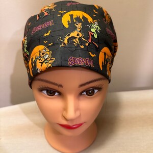 Tv Show Dog Surgical Scrub Cap / Health Scrub Cap / Ponytail Scrub Cap / Surgical Cap for Hair / Nurse Scrub Cap / Scrub Cap Reversible / bild 3