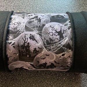 Halloween Globes in Black/White Small Animal Tunnel Hideout Playhouse for Guinea Pig/Hedgehog/Chinchilla/Ferret and other small animals