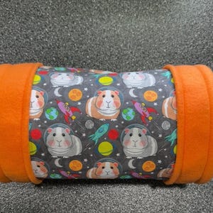 Astronaut Guinea Pig Tunnel / Guinea Pig Hideout / Guinea Pig Bedding / Guinea Pig Pee pad / Guinea Pig House / Guinea Pig Space