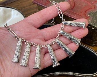 Fantastische vintage Egypte-gekeurde sterlingzilveren ketting met meerdere Egyptische obelisk-hangers