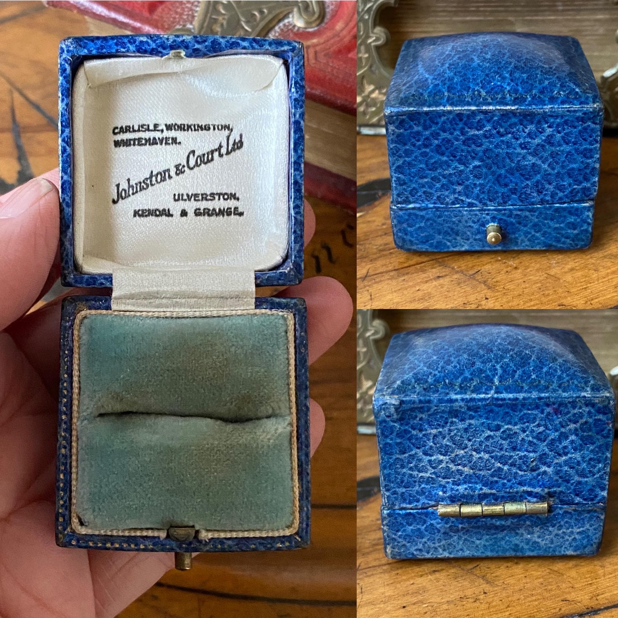 Boîte à bagues à bouton-poussoir ancienne de l'époque victorienne/édouardienne en similicuir bleu (D)