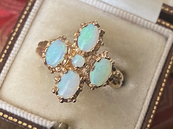 Stunning Vintage 375 9ct Gold glowing multi Opal … - image 5