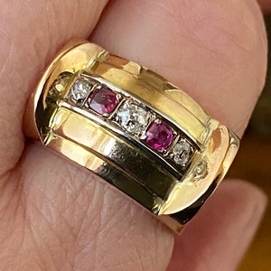 Stunning antique art deco 750 18ct Gold diamond and ruby French tank statement ring