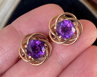 Bellissimi orecchini vintage in oro 375 9 carati e ametista con chiusura a vite.