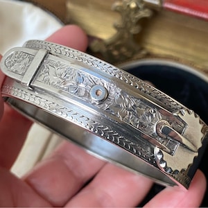 historie ブレスレット The “history” Bracelet (handmade Replica) - Original Version
