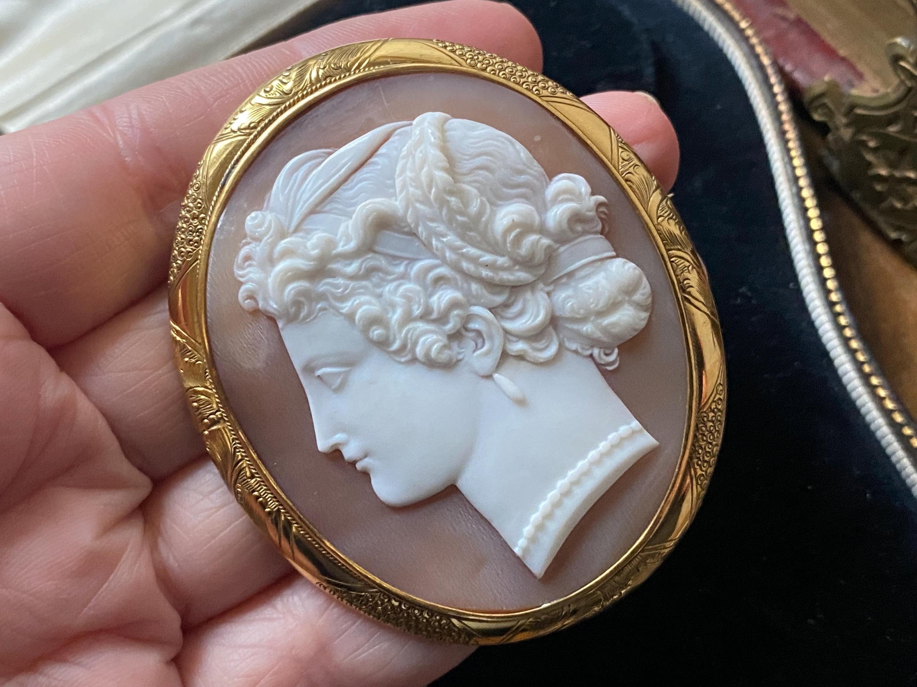 Beautiful Large Antique Victorian Gold Plated Goddess Ceres Carved