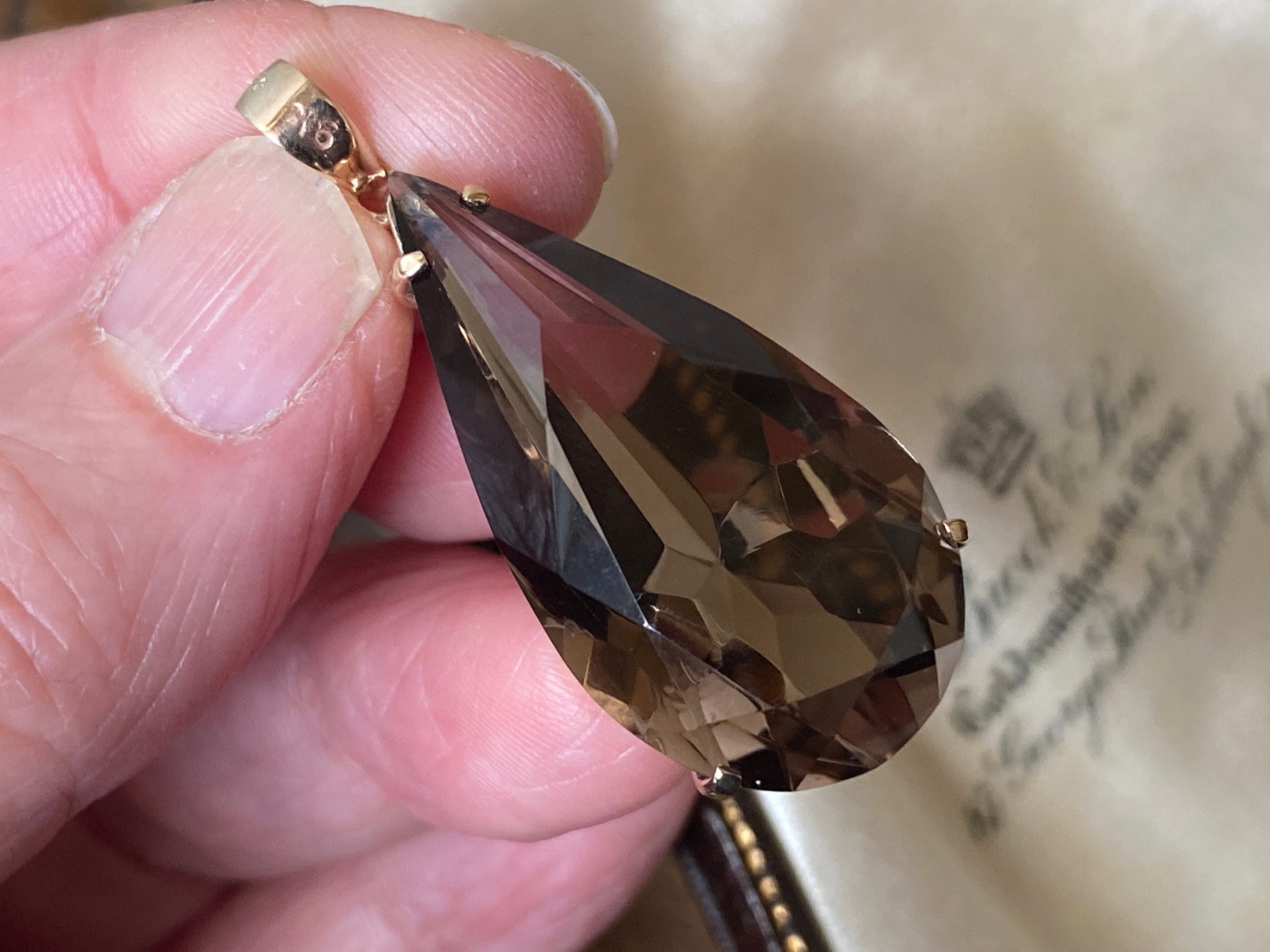 Beautiful Elegant Antique /vintage 375 9ct Gold Faceted Peardrop
