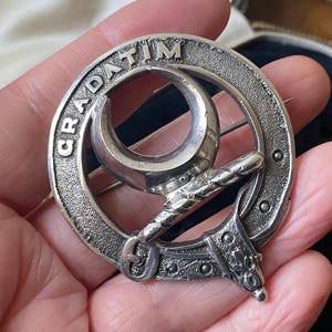 Unusual antique /vintage sterling silver Scottish crest crescent moon “gradatim” motto Clan Kilgour brooch /pin