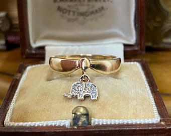 Fantastische ongewone vintage Engels gemarkeerde 375 9kt gouden diamanten bedelring olifant hanger