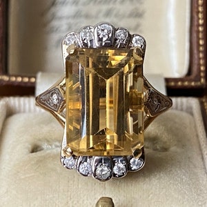 Stunning vintage 375 9ct gold large citrine & diamond gemstone cocktail/statement ring