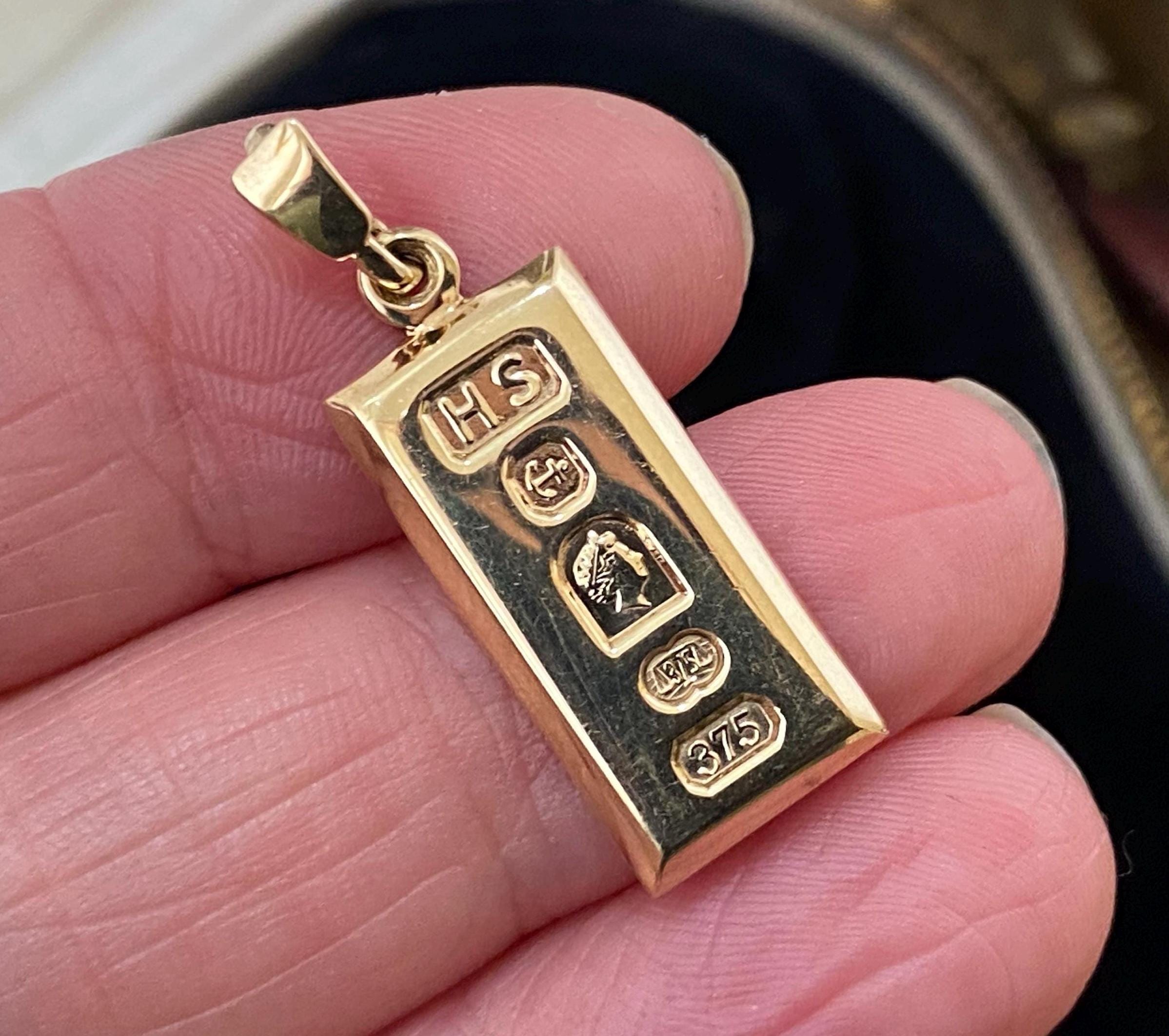 素晴らしいヴィンテージの小さな英国製ホールマーク入り 375 9ct 