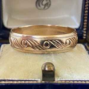 Fantastic vintage hallmarked 375 9ct gold decorative men’s stacking band ring /wedding band