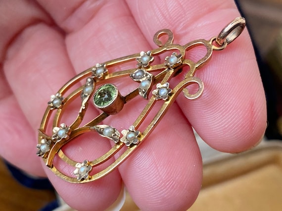 Beautiful Antique Edwardian 9ct gold peridot & se… - image 4