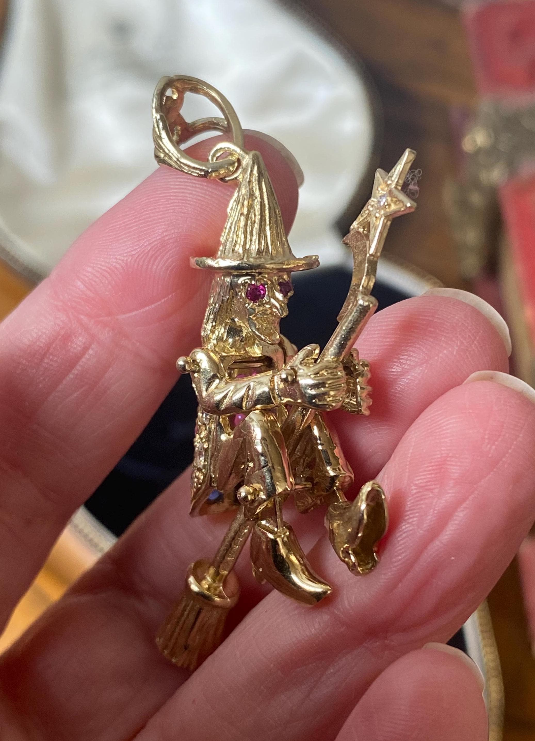 Fantastic Unusual Vintage English Hallmarked 375 9ct Gold Fantastic Unusual Vintage English Hallmarked 375 9ct Gold