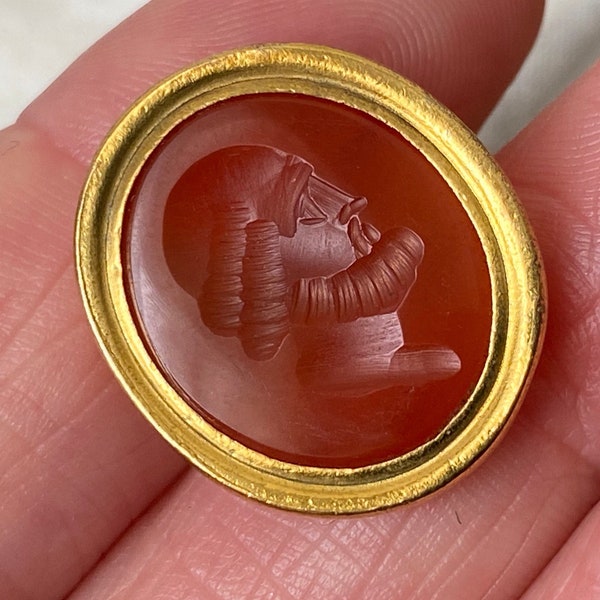 Unusual Antique Georgian grand tour 15ct gold cased carnelian Greek philosopher bust /head intaglio fob seal / pendant