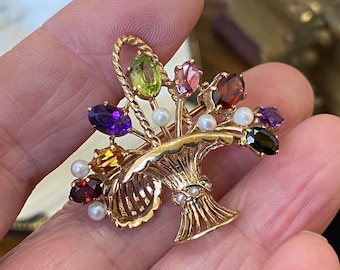 Beautiful unusual antique /Vintage novelty heavy 375 9ct gold pearl & harlequin gemstone flower basket brooch /pin