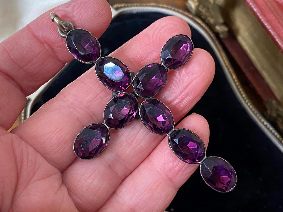 Beautiful Large Antique Georgian Foiled Amethyst Paste Closed Domed ...