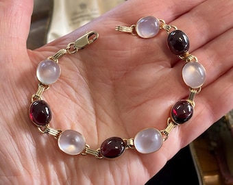 Stunning antique /vintage 585 14ct gold moonstone & garnet gemstone cabochon bracelet (A)