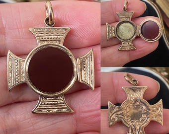 Fantastic unusual antique Victorian 375 9ct pale rose gold & Carnelian agate secret locket cross fob /necklace pendant