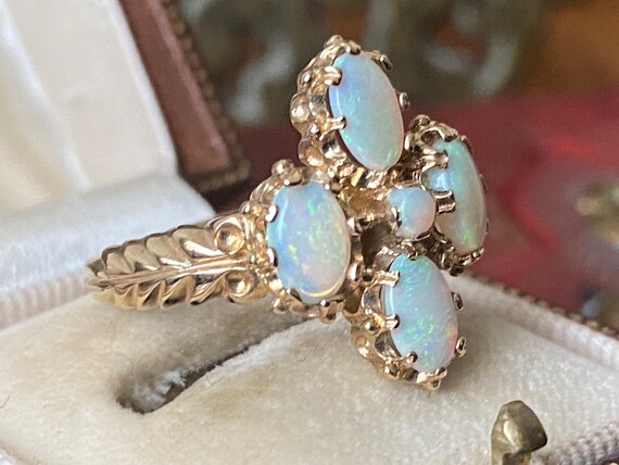 Stunning Vintage 375 9ct Gold glowing multi Opal … - image 3