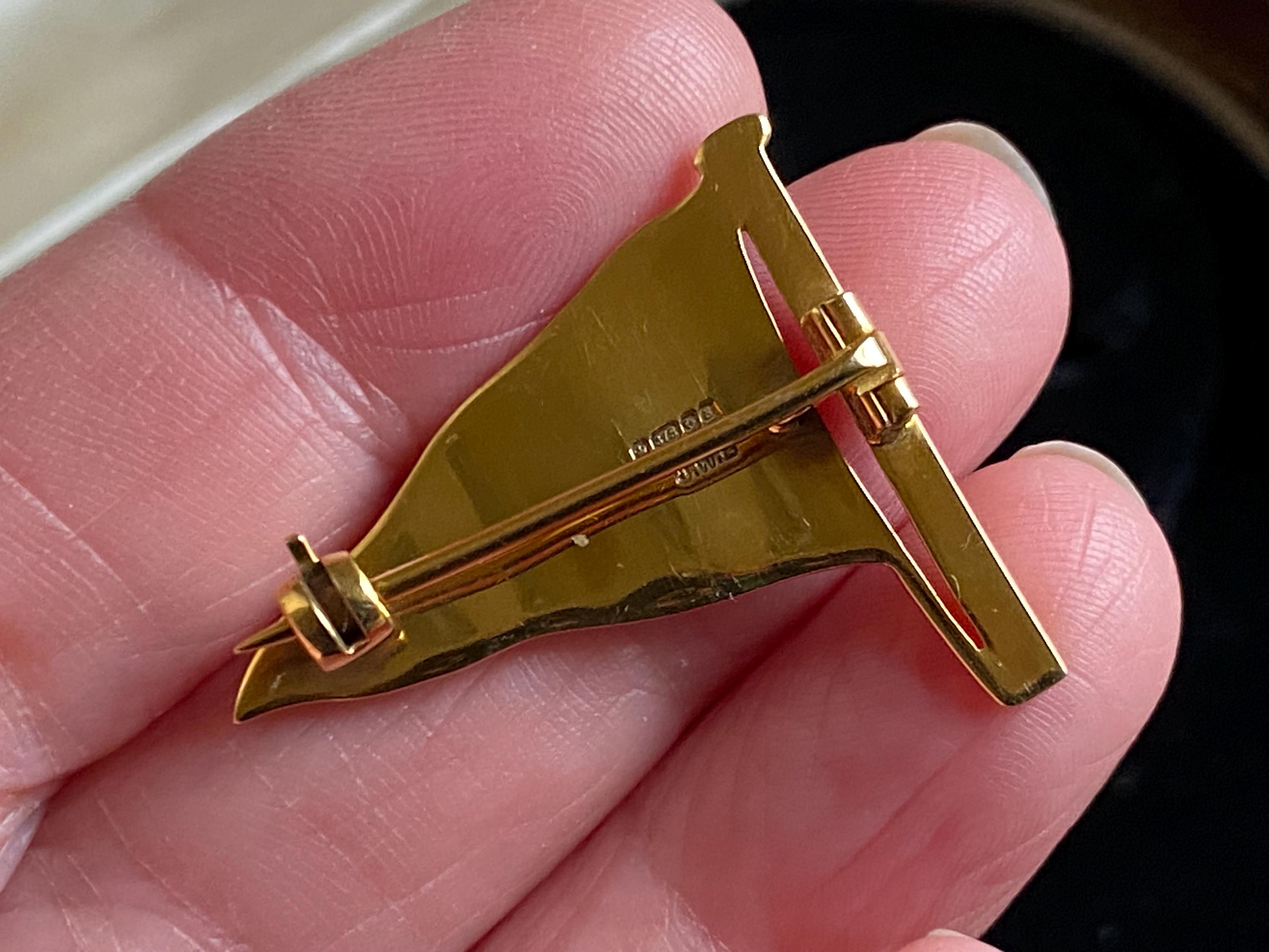 Stunning Unusual Vintage English Hallmarked 375 9ct Gold