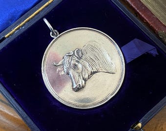 Fabulous antique elkington sterling silver cow fob medal statement pendant in original box