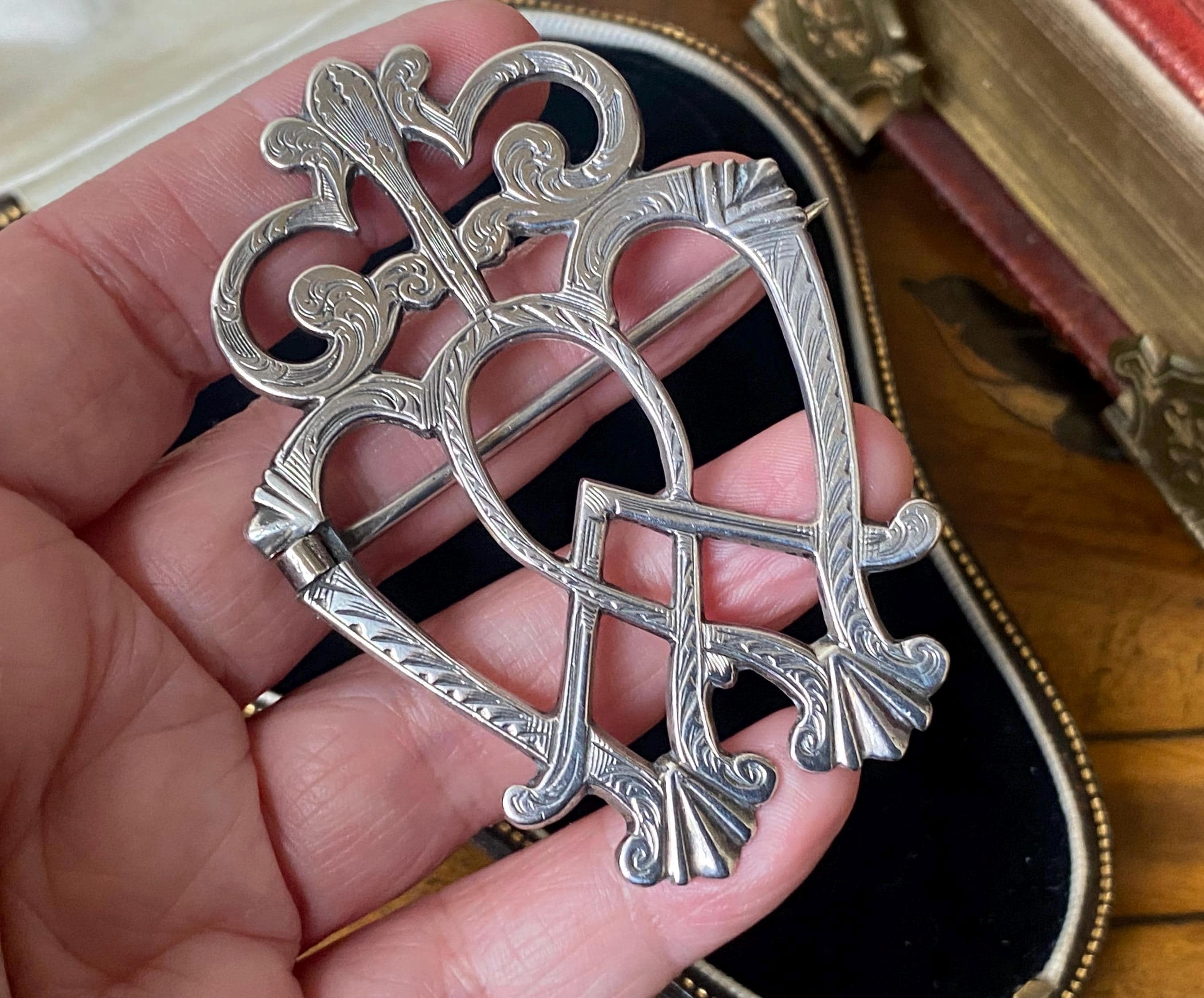 Fantastic Large Antique Victorian Sterling Silver Scottish