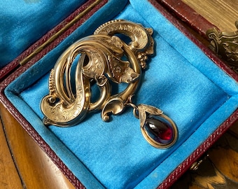 Stunning huge antique Victorian 375 9ct gold engraved swirl brooch with garnet cabouchon pendant drop in period box
