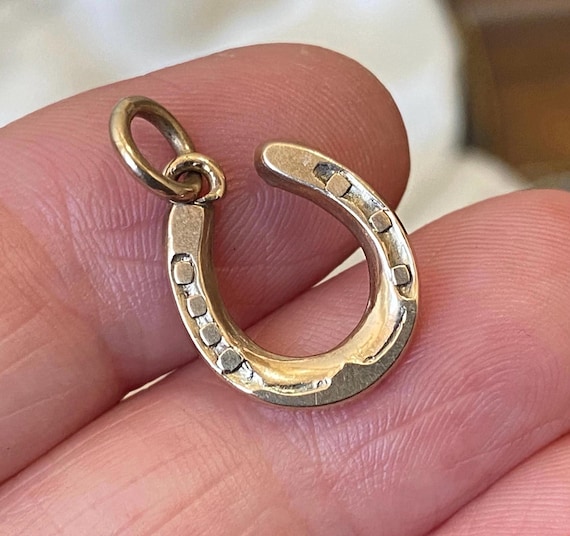 Vintage English hallmarked tiny solid 375 9ct gol… - image 1