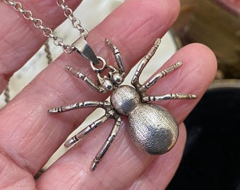 Fantastische ongewone vintage gemerkte sterlingzilveren gelede spin-hangerketting
