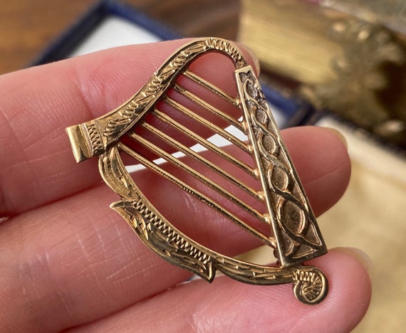 Beautiful Vintage Novelty Heavy Hallmarked 375 9ct Gold Musical