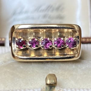 Fabulous vintage English hallmarked solid 375 9ct Gold ruby studded art deco revival tank ring