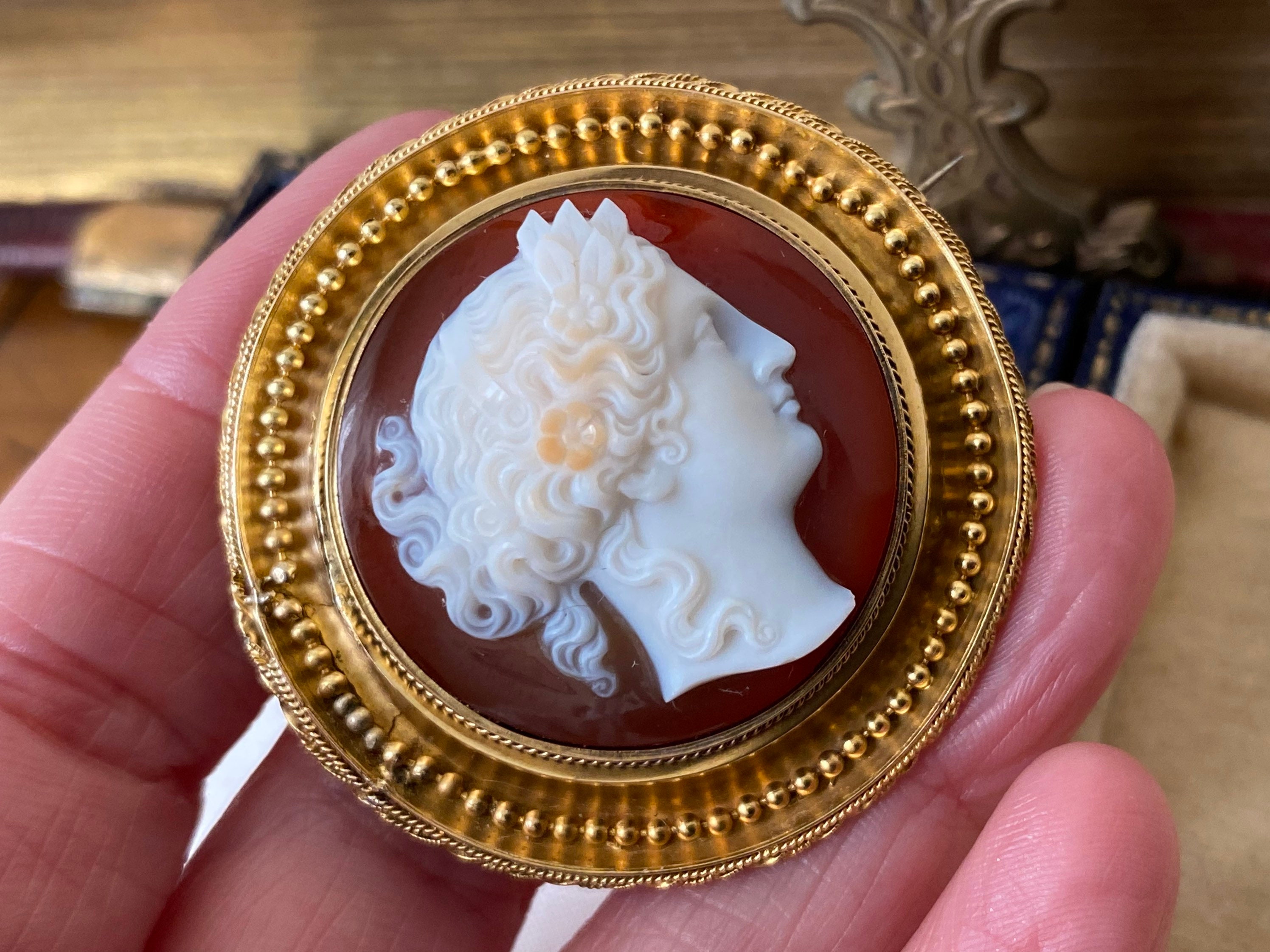 上品なブランド rare RESERVED Antique carved gold /18ct 18k Victorian アクセサリー