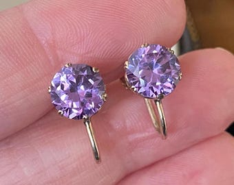 Beautiful antique hallmarked 375 9ct gold synthetic sapphire stud screw back earrings