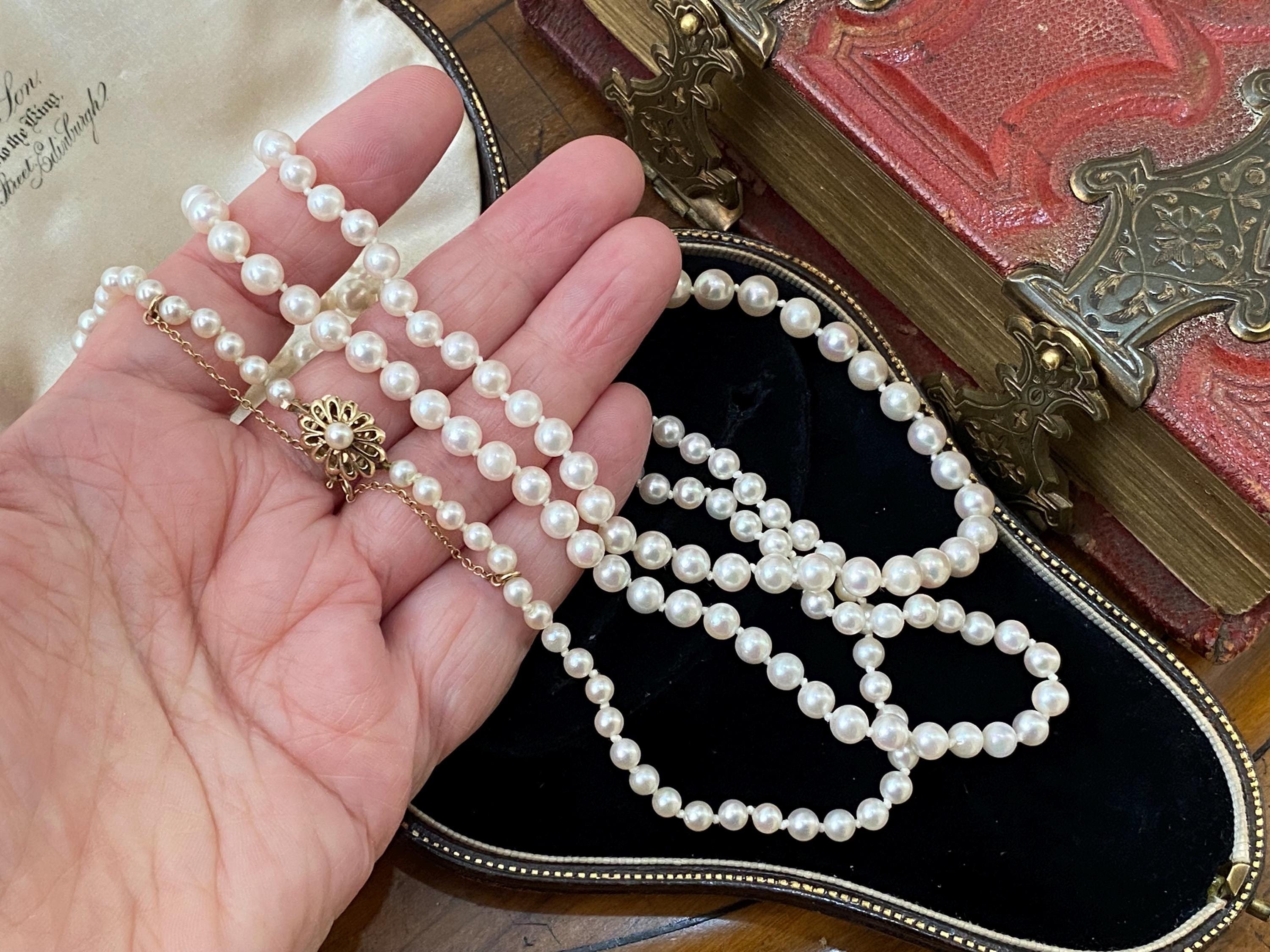 Graduated pearl mikimoto necklace - Etsy 日本