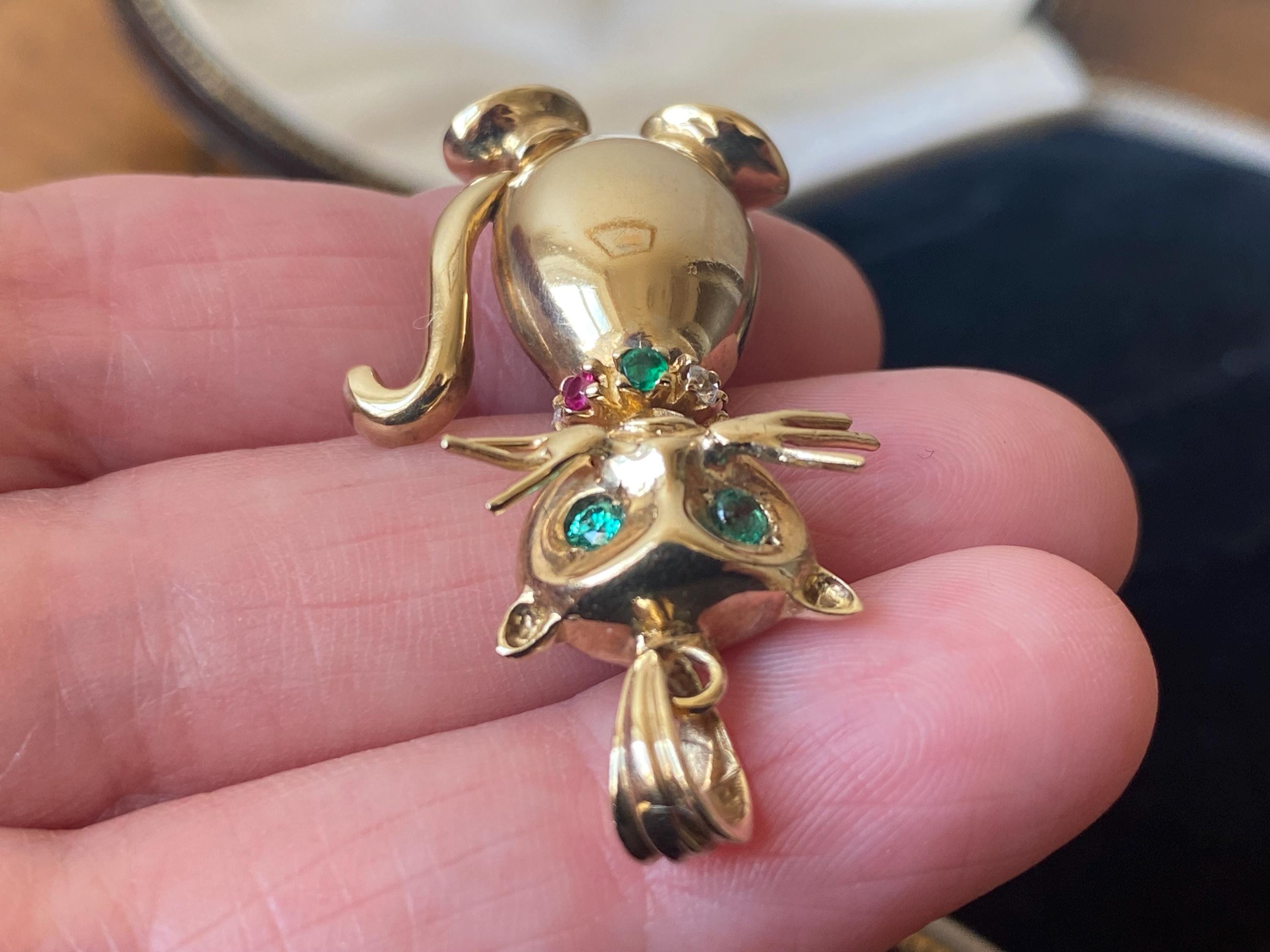 Fantastic Unusual Vintage English Hallmarked 375 9ct Gold