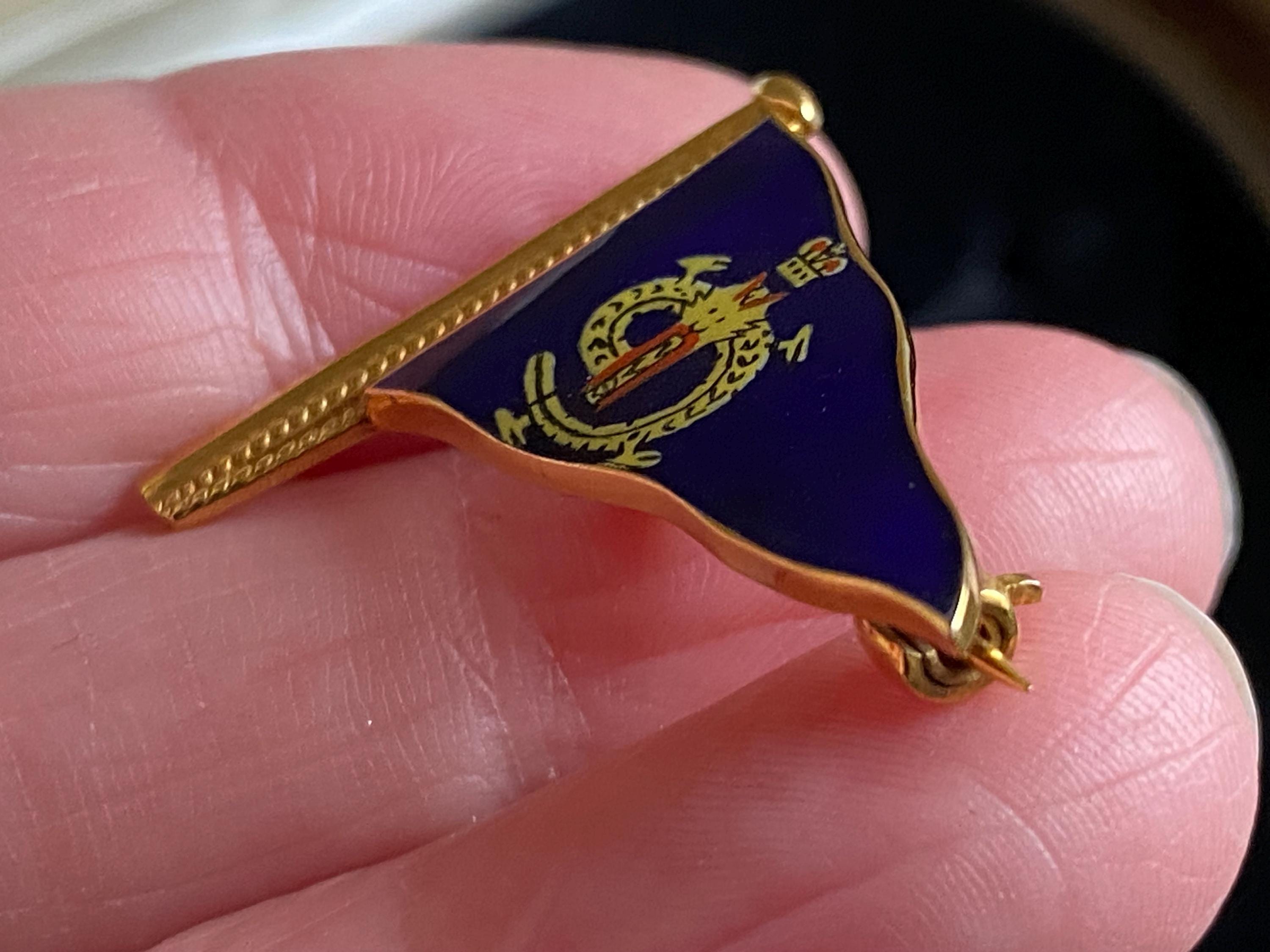 Stunning Unusual Vintage English Hallmarked 375 9ct Gold