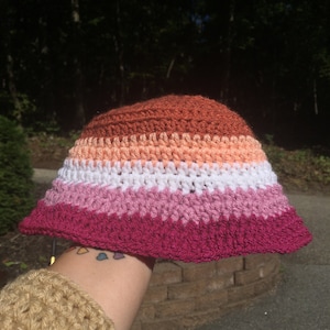 Lesbian flag bucket hat