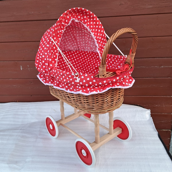 Puppenwagen, Kinderwagen aus Weide - rot - 46 x 30 x 56cm inkl. Bettdecke und Kopfkissen