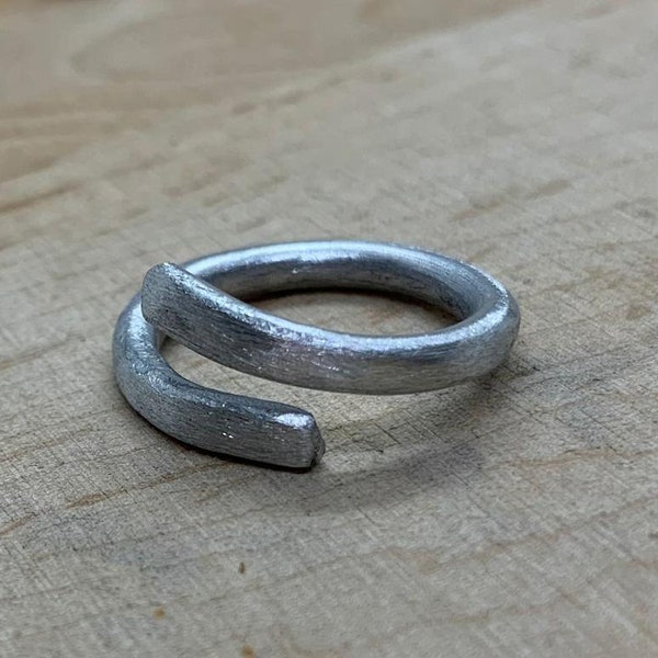 QUARANTA 01, aluminum ring