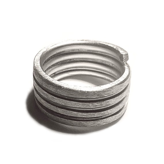 PIXO 00 Ring in Processed Aluminum Wire. Etsy UK
