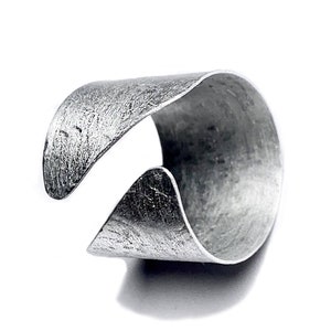 DISORDINE 01, machined aluminum ring.