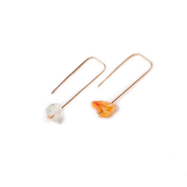 CHEGA 01, earrings in steel and natural stones of Carnelian and Rock Crystal