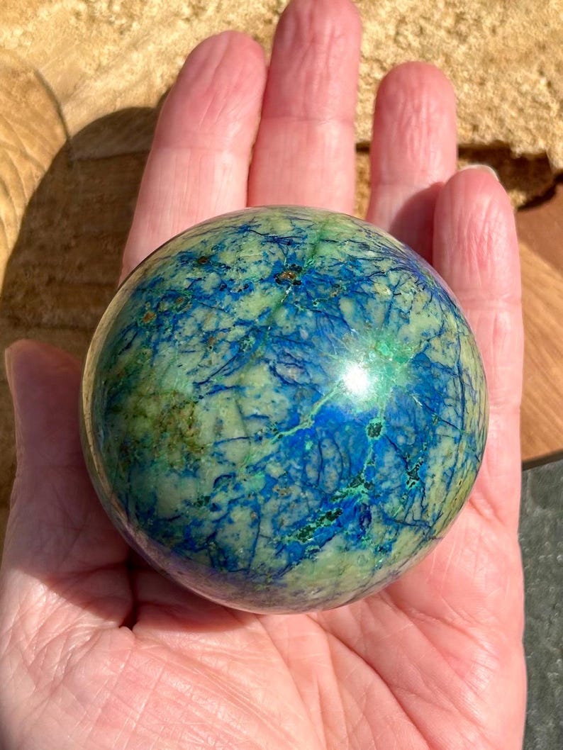 Azurite, malachite, chrysocolle, veines, sphère cristalline B, bleu-vert, planète Terre image 5