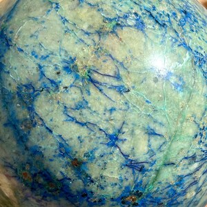 Azurite, malachite, chrysocolle, veines, sphère cristalline B, bleu-vert, planète Terre image 9