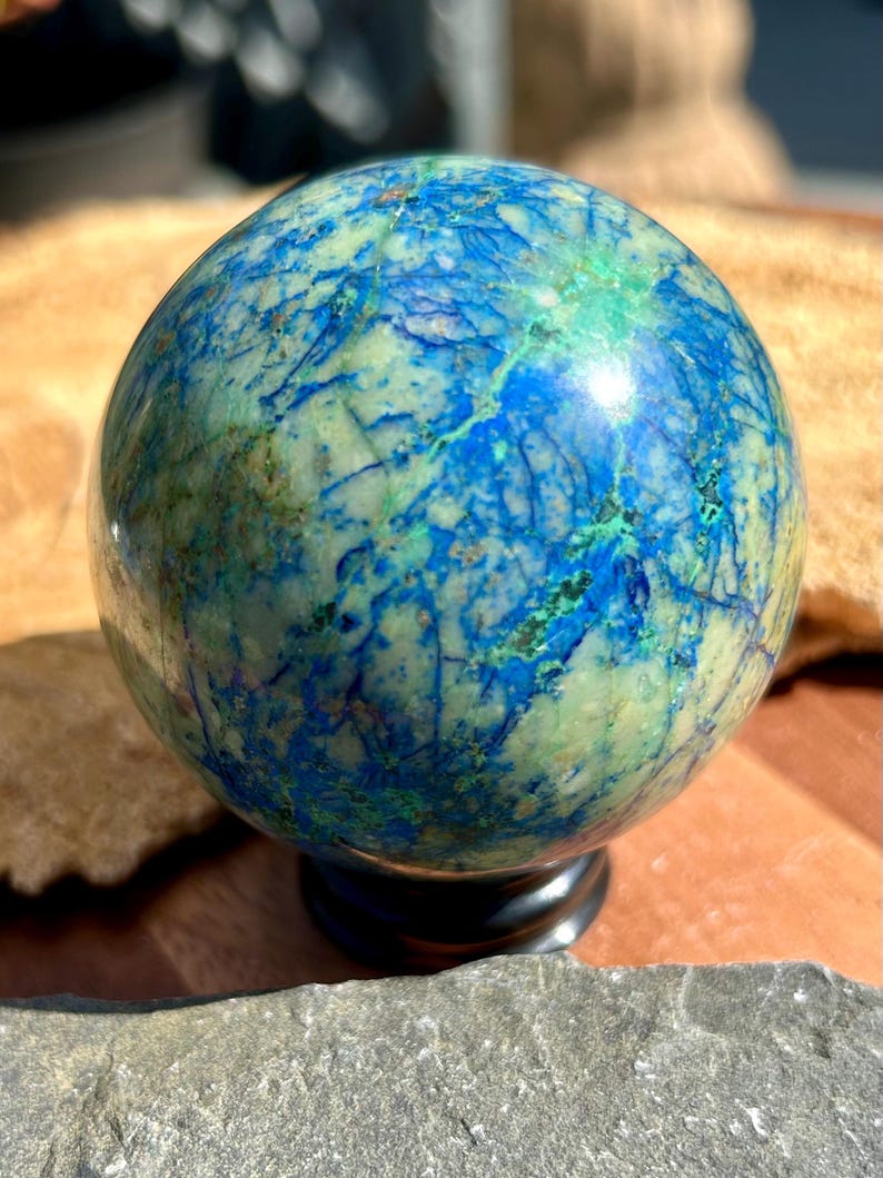Azurite, malachite, chrysocolle, veines, sphère cristalline B, bleu-vert, planète Terre image 1
