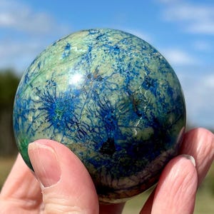 Azurite, malachite, chrysocolle, veines, sphère cristalline B, bleu-vert, planète Terre image 6