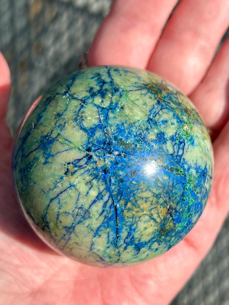 Azurite, malachite, chrysocolle, veines, sphère cristalline B, bleu-vert, planète Terre image 3
