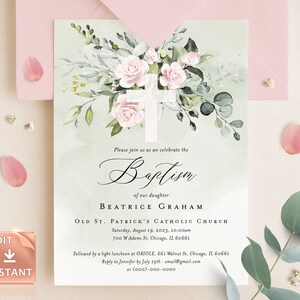 Roze rozen doopsel uitnodiging sjabloon, elegante afdrukbare meisje doopsel uitnodigen, moderne aquarel groen, bewerkbare doop downloaden